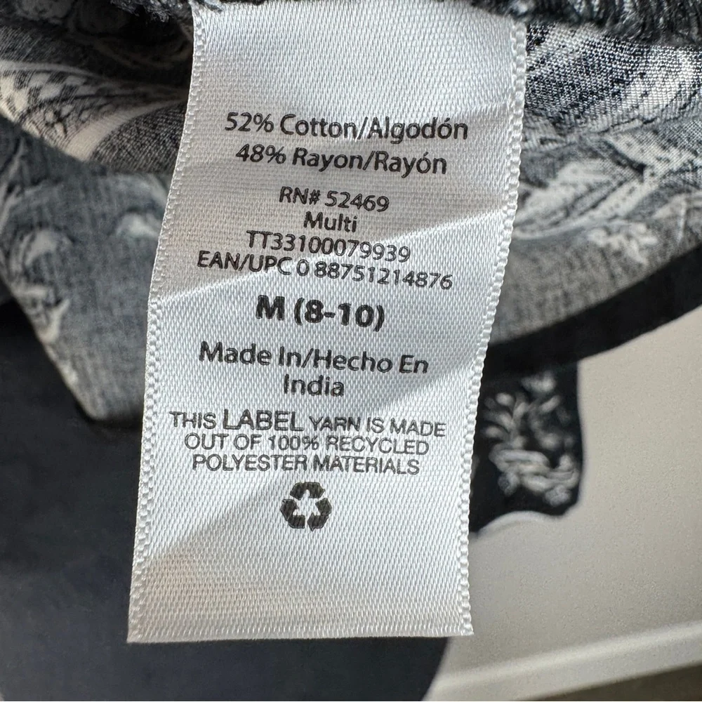 Time‎ and Tru Top Womens Medium M Black White Long Sleeves Relaxed Fit NWT